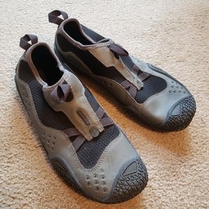 Mens size 11 Teva Water shoes